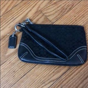 Gently used authentic coach wallet/wristlet
